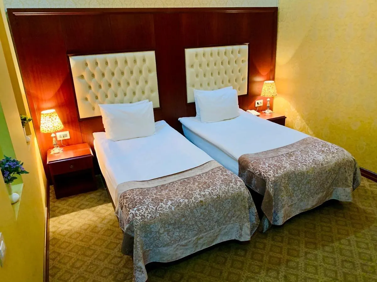 Clover Hotel Baku Formula 1 View 4*,  阿塞拜疆