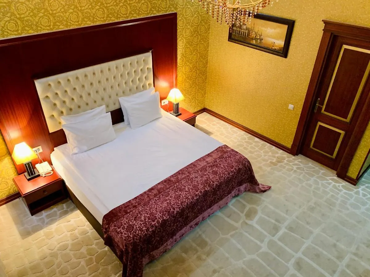 Clover Hotel Baku Formula 1 View 4*,  阿塞拜疆